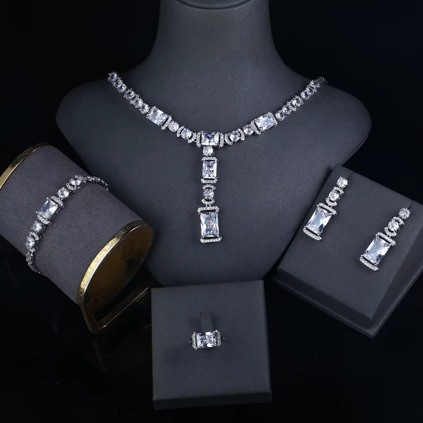 radiant elegance diamond set
