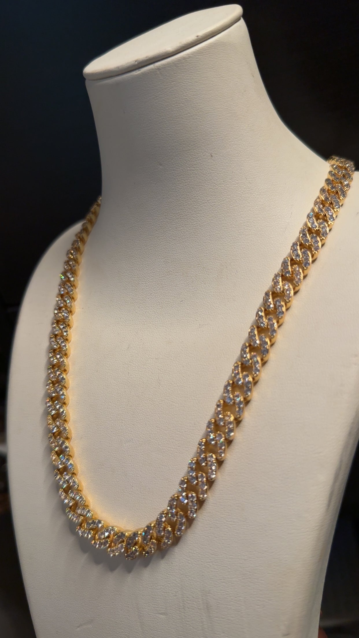 dainty cuban link