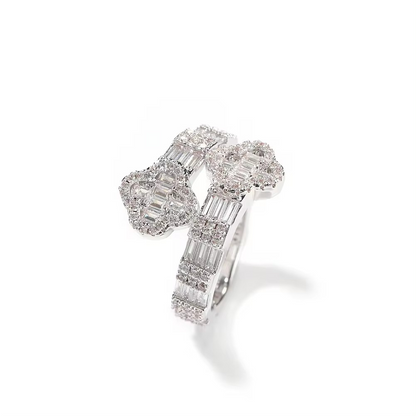 Clover Ring