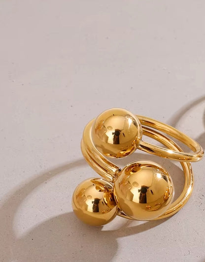 Chrome bubble ring