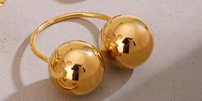 Tres Ball Ring