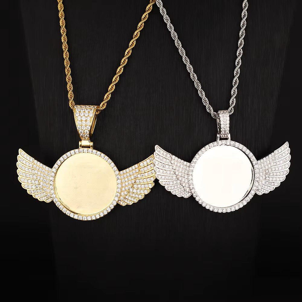diamond circle photo with wings